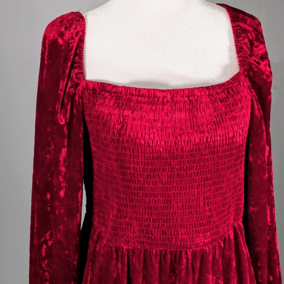 NWT •	BAR III •	VELVET MINI FIT & FLARE DRESS - L - Picture 4 of 8